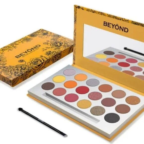 Beyond Siren Shimmer and Matte Eyeshadow Palette - Picture 1 of 4